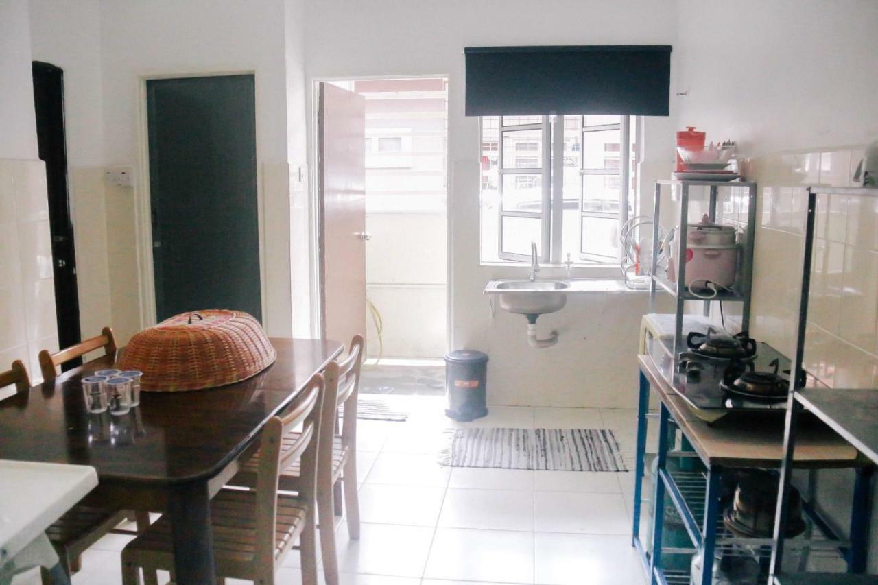 Thedaun Homestay Seri Iskandar, Perak Buitenkant foto